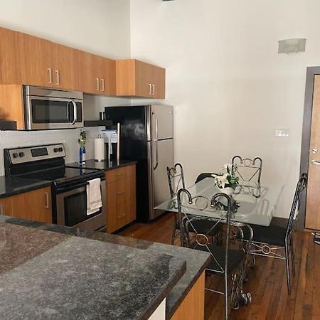 Charming 2 Bedroom Apartment Near Vcu Richmond Luaran gambar