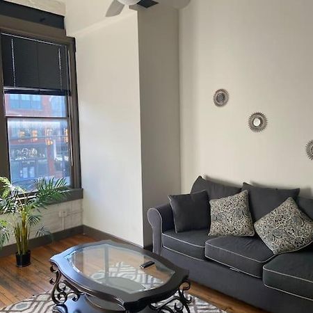 Charming 2 Bedroom Apartment Near Vcu Richmond Luaran gambar