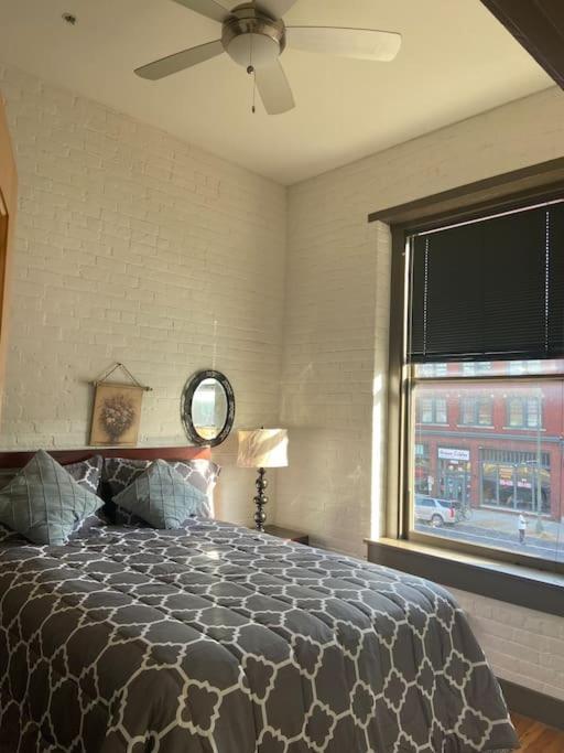 Charming 2 Bedroom Apartment Near Vcu Richmond Luaran gambar